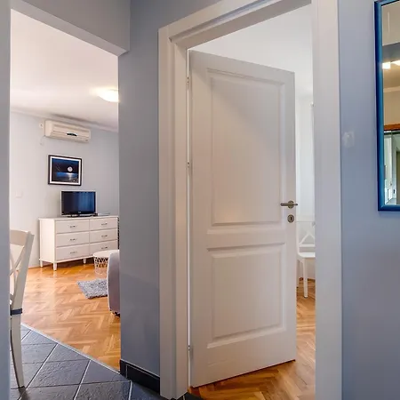 2505b Apartman